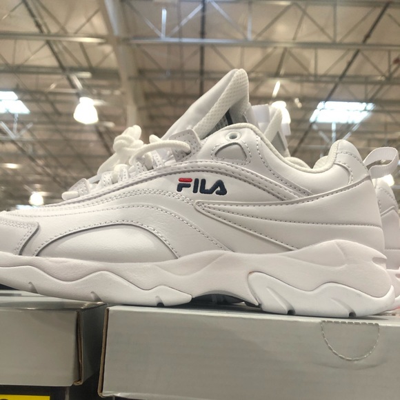 Women’s shoes - Picture 1 of 2